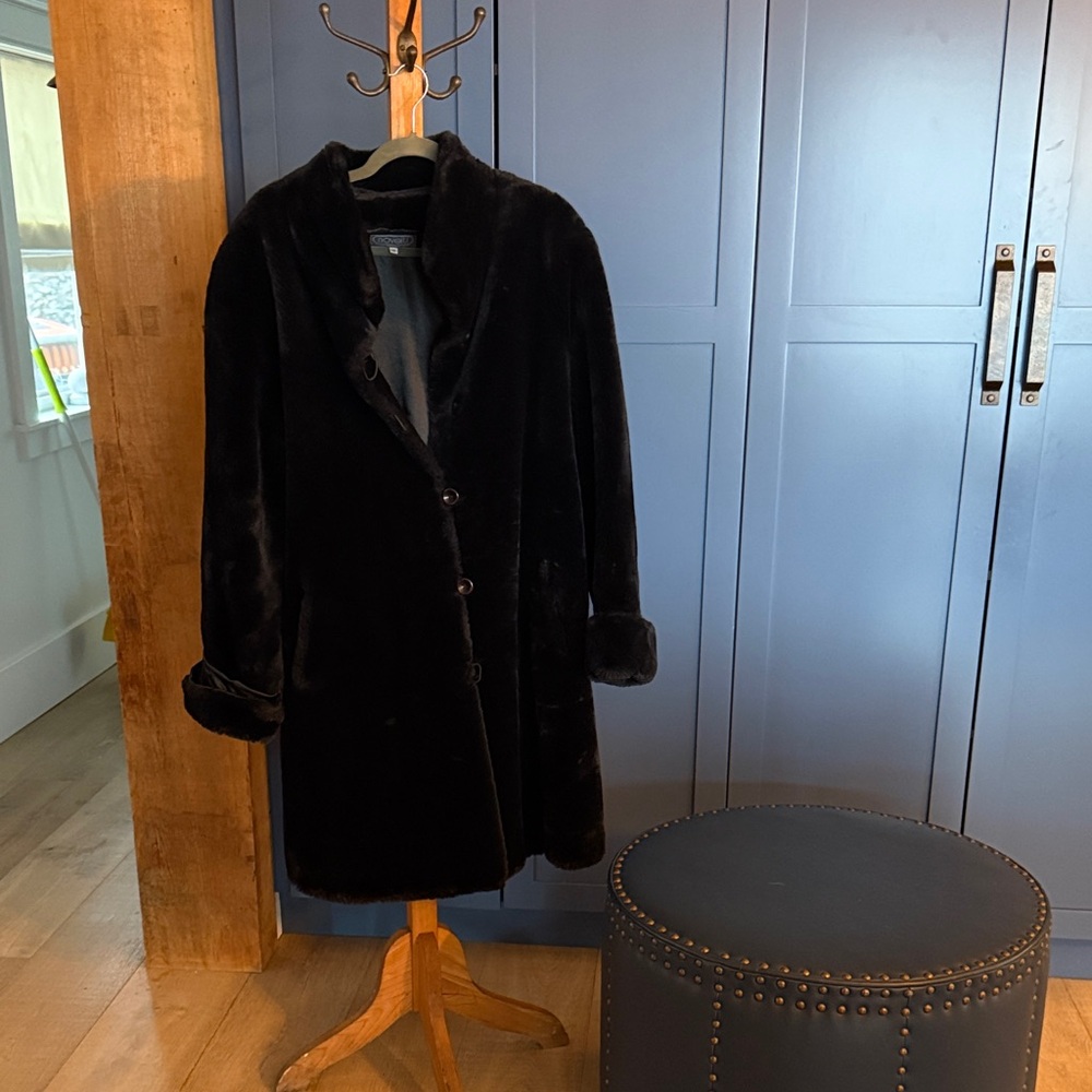 Classic Black Teddy Coat - Cozy Button-Front Jacket